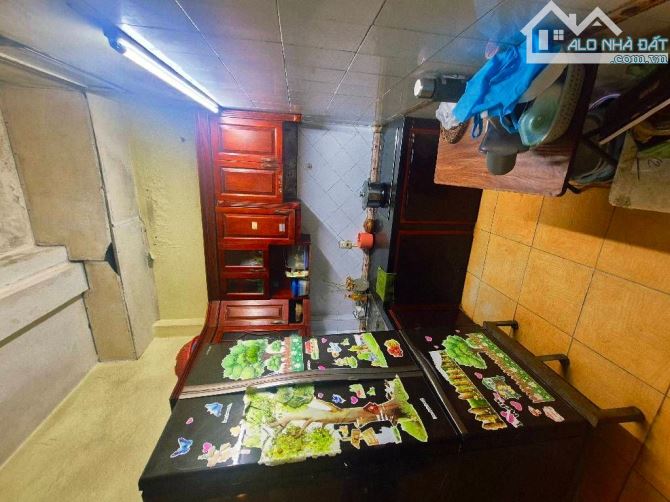 BÁN ĐẤT - TẶNG NHÀ - TT BA ĐÌNH - KIM MÃ - 71M - 3 TẦNG - MẶT TIỀN 4.5M - 24.5 TỶ