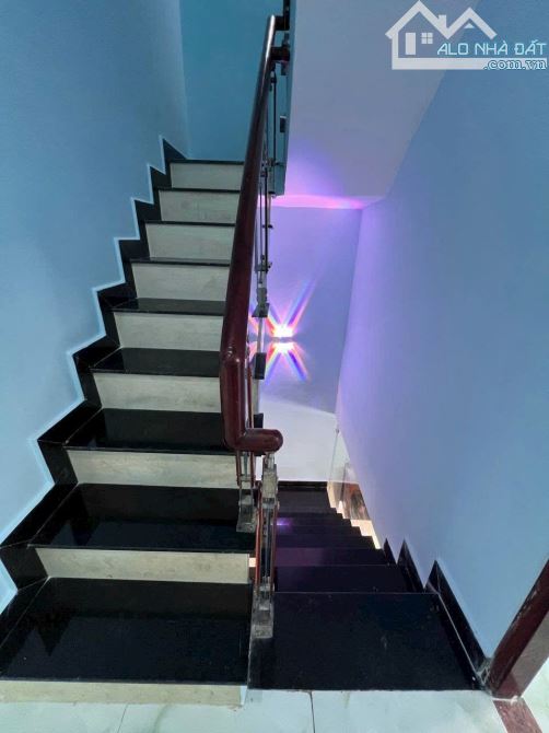 Nhà 2 Lầu Ngay Thị Trấn Cần Giuộc - Sổ Hồng Riêng - Full Nội Thất - Đường Xe ÔTô - 8