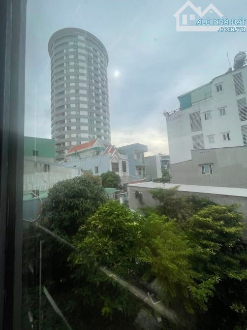 QUẬN 7 – 3 TỶ 1 - NHÀ 2 TẦNG - 2PN NGAY PHÚ MỸ HƯNG - 1