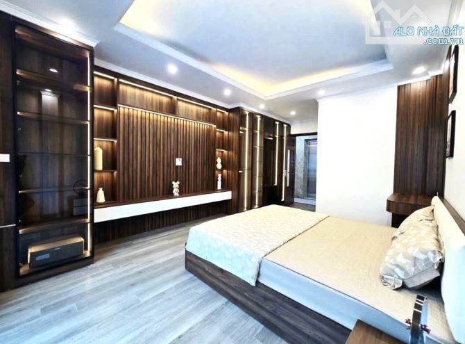 THANH NHÀN-6 TẦNG THANG MÁY 45M2,MT 4,5M,NGÕ NÔNG THẲNG-CHÀO 12 TỶ 6