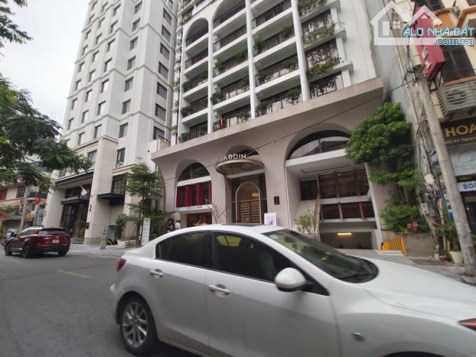 Khách sạn MP Nguyễn Trường Tộ 180m2 x 16 tầng MT 7.5m - 50p - 170 tỷ - Dòng tiền 36 tỷ/năm