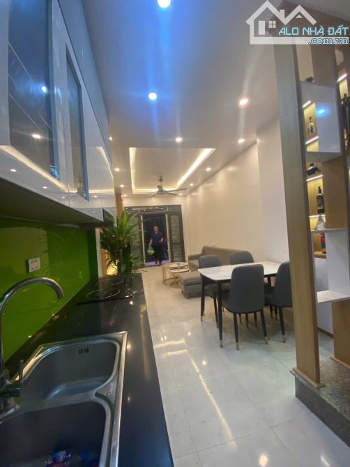 Chỉ 7,9 tỷ - Phố Khương Hạ - Gần đường vành đai 2.5, Gần Ôtô tránh, 35m2*4T.