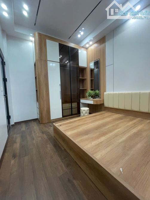 HIẾM PHỐ CỔ - HÀNG BÚN – PHAN ĐÌNH PHÙNG – THANG MÁY – Ở + CHO THUÊ HOMESTAY 25TR/THÁNG –