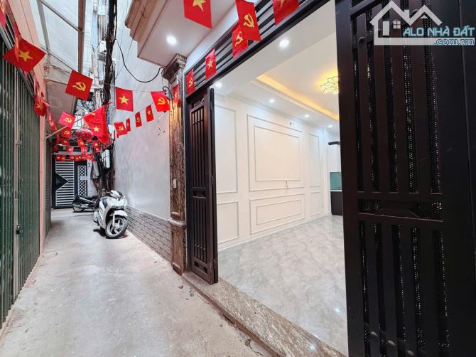 8.45 TỶ – 30/33M2 – 5 TẦNG –VÕ THI SÁU– TRẦN KHÁT CHÂN – LÒ ĐÚC