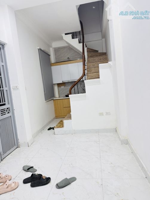 Bán nhà phố Khương Thượng - Tam Khương 25m ra phố 4 tầng 20m2 cách ĐH Y 150m TT Đống Đa