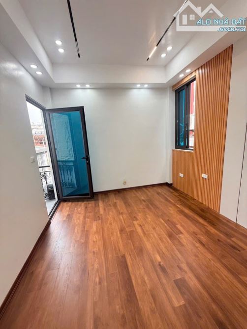 HIẾM PHỐ CỔ - HÀNG BÚN – PHAN ĐÌNH PHÙNG – THANG MÁY – Ở + CHO THUÊ HOMESTAY 25TR/THÁNG –