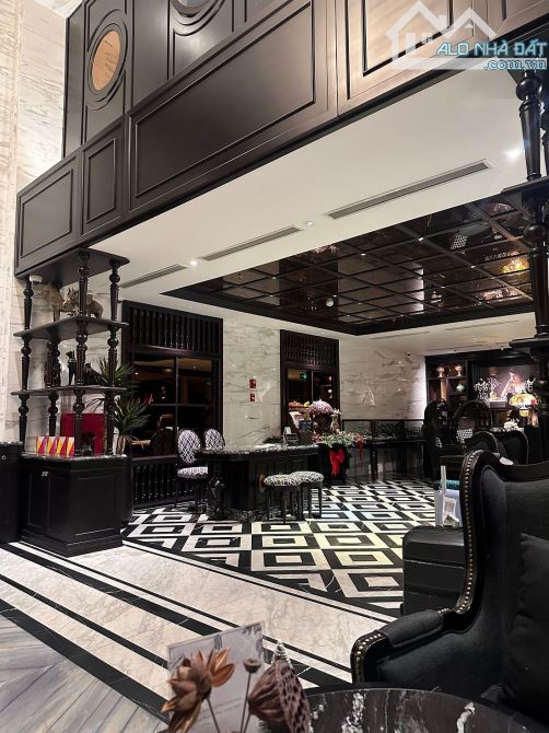 Khách sạn MP Nguyễn Trường Tộ 180m2 x 16 tầng MT 7.5m - 50p - 170 tỷ - Dòng tiền 36 tỷ/năm