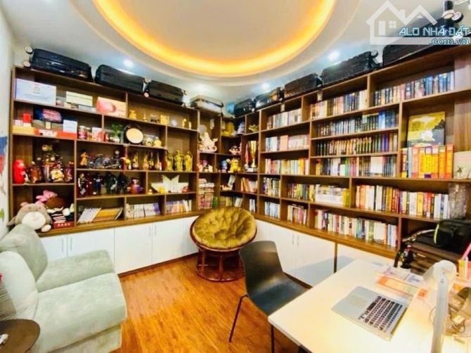 BÁN NHÀ ĐẸP - ĐỘI CẤN - BA ĐÌNH - 41 M - 5 TẦNG - MẶT TIỀN 3.5M - 13.9 TỶ - MẶT NGÕ THÔN