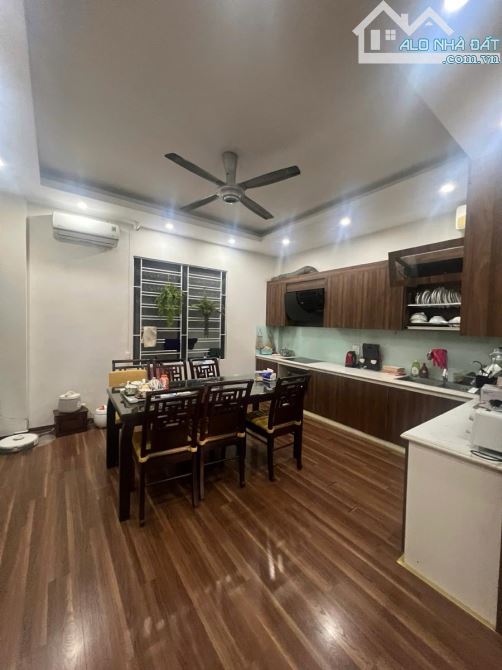 Siêu phẩm duy nhất Thái Hà - 38m x 7T - thang máy - 15m ô tô tránh - Ko quy hoạch - 13 tỷ