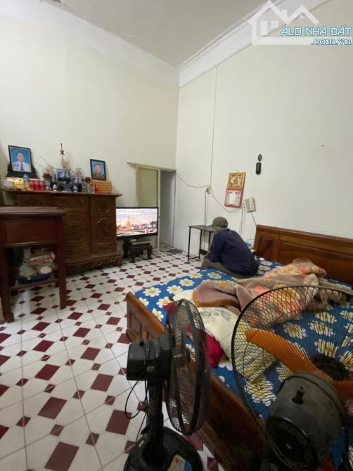 Bán nhà Quán Sứ 25m2 x 3 tầng trung tâm phố cổ giá 6,2 tỷ.