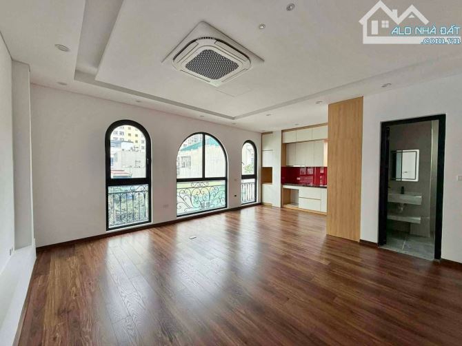 Hoàng Đạo Thành Thanh Xuân Diện tích 55/63T1m2, 6.5 Tầng, Mặt tiền 7.2m, giá 24.8 tỷ