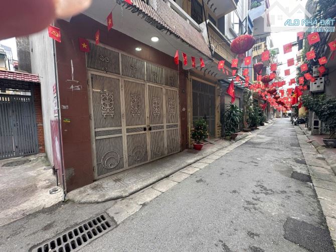 Phân Lô TT Hai Bà Trưng_Phố8/3_oto Chạy Vòng Quanh_DT 48m_3Tầng_MT4m_Giá 16 Tỷ ( TL )