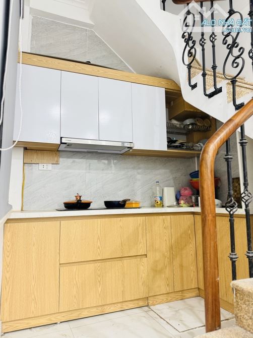 Bán nhà phố Khương Thượng - Tam Khương 25m ra phố 4 tầng 20m2 cách ĐH Y 150m TT Đống Đa