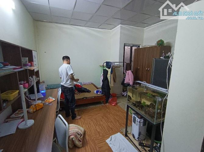 BÁN NHÀ TT ĐÔNG ĐA DT 76 M MẶT TIỀN 4.4 M THOÁNG VĨNH VIỄN GẦN PHỐ SÁT OTO