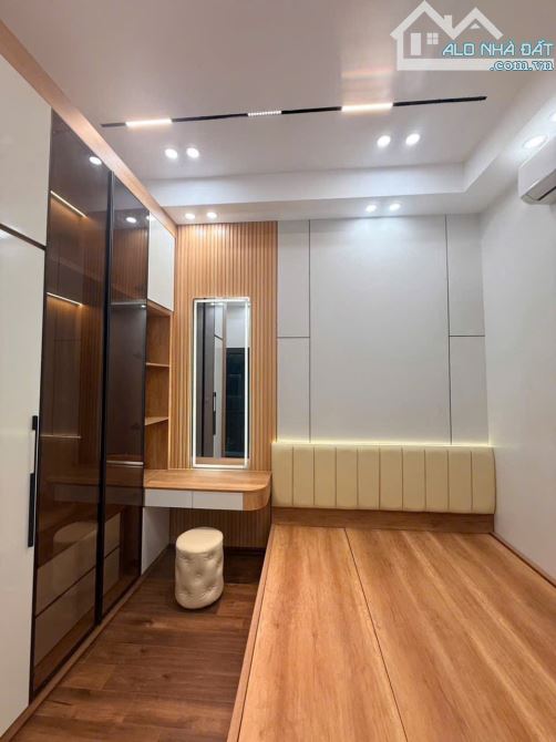 HIẾM PHỐ CỔ - HÀNG BÚN – PHAN ĐÌNH PHÙNG – THANG MÁY – Ở + CHO THUÊ HOMESTAY 25TR/THÁNG –