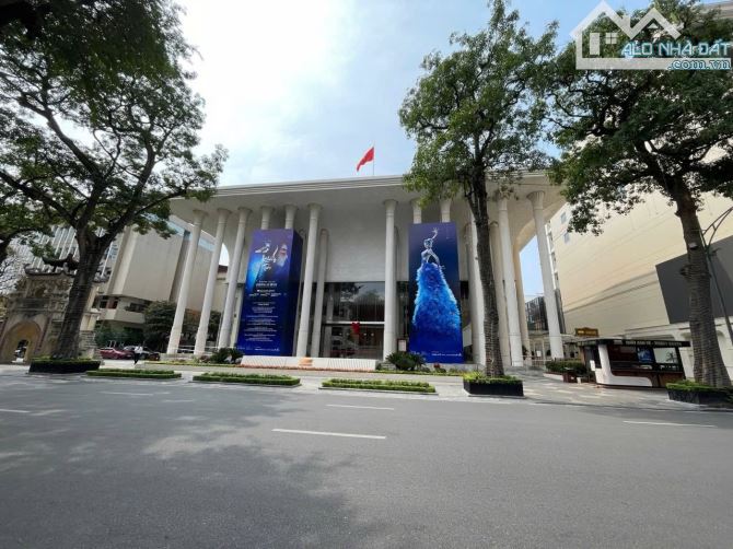 TRUNG TÂM LÕI HOÀN KIẾM - NHỎ TIỀN - SỔ ĐỎ - BA BƯỚC LÊN HỒ GƯƠM - ĐỐI DIỆN NHÀ HÁT HỒ GƯƠ