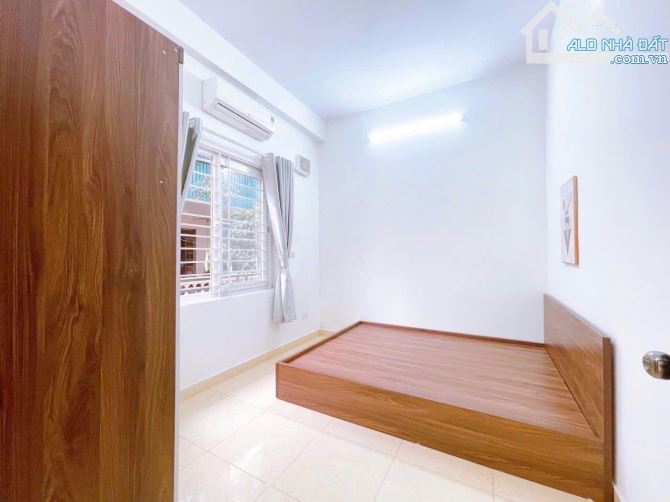 Bán Nhà Hoàng Quốc Việt - Cầu Giấy - Phân Lô - Ô Tô- Dân Xây-70Mx5 Tầng Giá 19 Tỷ Hơn