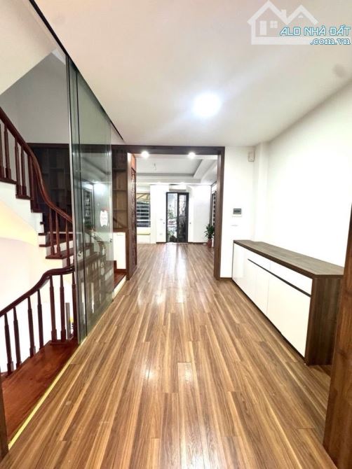 BÁN PHÂN LÔ VÍP - THÁI HÀ - ĐỐNG ĐA - 70 M - 5 TẦNG - MẶT TIỀN 4.5 M - 31 TỶ - Ô TÔ CHẠY