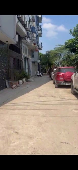 Cho thuê nhà ngõ ôtô phố Kim Giang Thanh Xuân 36m x 5 tầng, giá 11tr/tháng