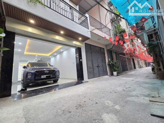 Khu phân lô ngõ 164 Lê Trọng Tấn, gara 7 chỗ, ngõ ngắn gần phố 55m2 đẹp. Giá 17.8 tỷ