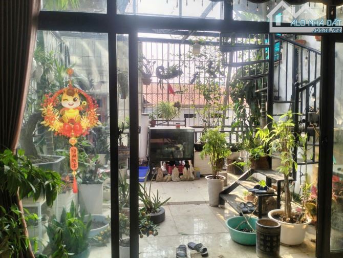 CHÙA LÁNG - ĐỐNG ĐA - NGÕ Ô TÔ THÔNG - KINH DOANH SẦM UẤT - LÔ TẦNG THANG MÁY - DÒNG TIỀN