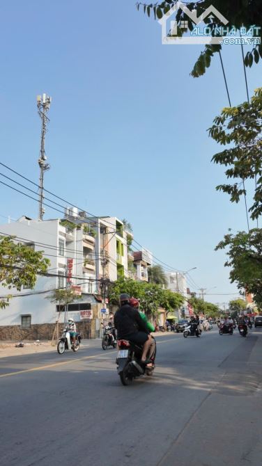 BÁN NHÀ MẶT TIỀN ĐẶNG VĂN BI BÌNH THỌ 109M2 NGANG 5.4M XÂY 6 TẦNG GIÁ 22,8 TỶ