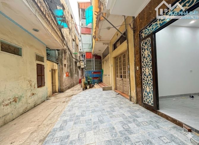 8.99 TỶ – 33M2 – NGÕ TO – 4M THOÁNG – VÕ THỊ SÁU – BẠCH MAI – HBT