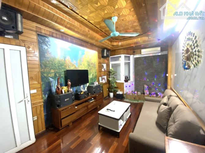 13 TỶ | 44M² | GARA Ô TÔ | 5 TẦNG –7 NGỦ | NGÕ THÔNG KD | TÂN MAI | ĐỀN LỪ