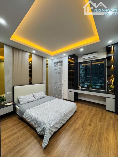 Bán nhà phố Mai Động, quận Hoàng Mai, gần Đền Lừ, nhà đẹp, 30m2, 5 tầng, 3 ngủ, 6,8 tỷ