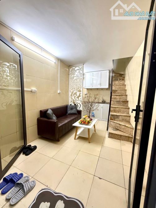 BÁN NHÀ CHỢ KHÂM THIÊN 4 TẦNG 2PN LÔ GÓC 2 THOÁNG NGÕ BA GÁC PHÓNG GIÁ 2.85 TỶ