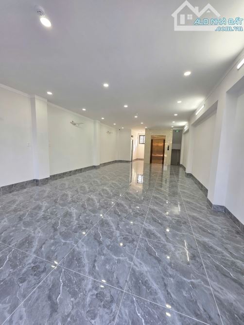 20Tỷ__6x20m🔥👉TÒA NHÀ 6 TẦNG HOÀN CÔNG__CÓ THANG MÁY__Mặt Tiền Lê Hồng Phong 18m - 4