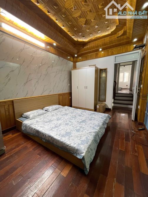 13 TỶ | 44M² | GARA Ô TÔ | 5 TẦNG –7 NGỦ | NGÕ THÔNG KD | TÂN MAI | ĐỀN LỪ