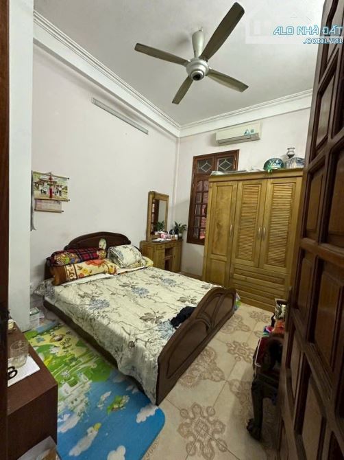 Oto 7 chỗ vào nhà, khu phân lô Tô Vĩnh Diện, lô góc sổ đẹp 60m2 x mtiền 5.9m. Giá 21 tỷ