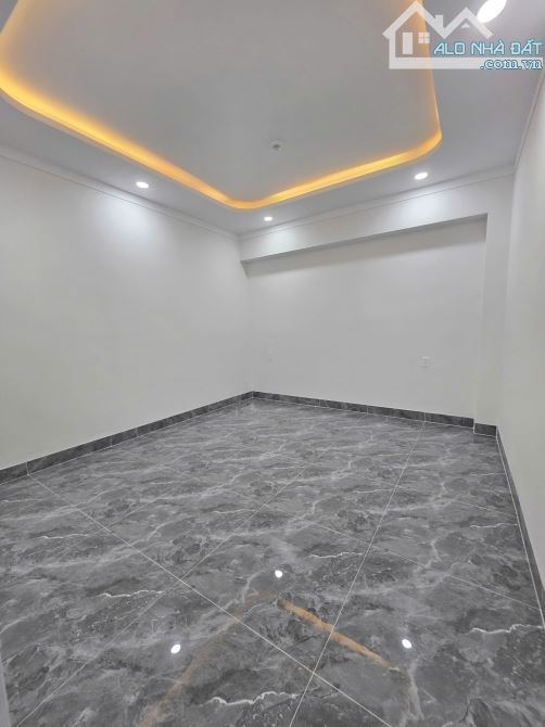 20Tỷ__6x20m🔥👉TÒA NHÀ 6 TẦNG HOÀN CÔNG__CÓ THANG MÁY__Mặt Tiền Lê Hồng Phong 18m - 6