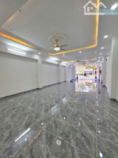 20Tỷ__6x20m🔥👉TÒA NHÀ 6 TẦNG HOÀN CÔNG__CÓ THANG MÁY__Mặt Tiền Lê Hồng Phong 18m - 7