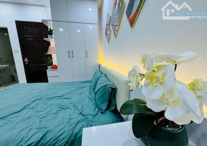 Nhà đẹp full nội thất ngõ 1 Bùi Xương Trạch gần oto, ngõ thoáng 32m2 sổ. Giá 8.6 tỷ