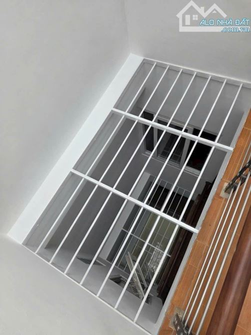 Khu phân lô ngõ 164 Lê Trọng Tấn, gara 7 chỗ, ngõ ngắn gần phố 55m2 đẹp. Giá 17.8 tỷ