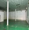 Kho xưởng có văn phòng và sân bãi tổng 500 m² gần Quân Khu 9