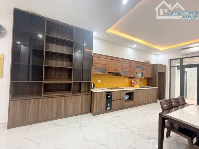 Hiếm 7.9 tỷ 35m2 x 5 tầng phố Vọng - Hai Bà Trưng