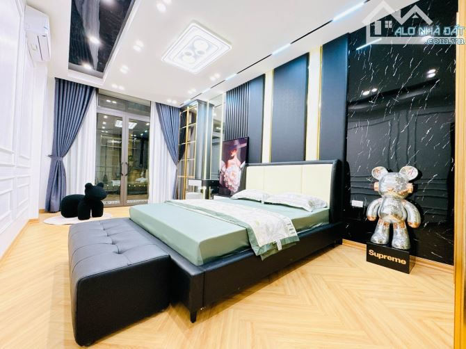 Căn nhà rất hiếm khu vực Trần Duy Hưng.