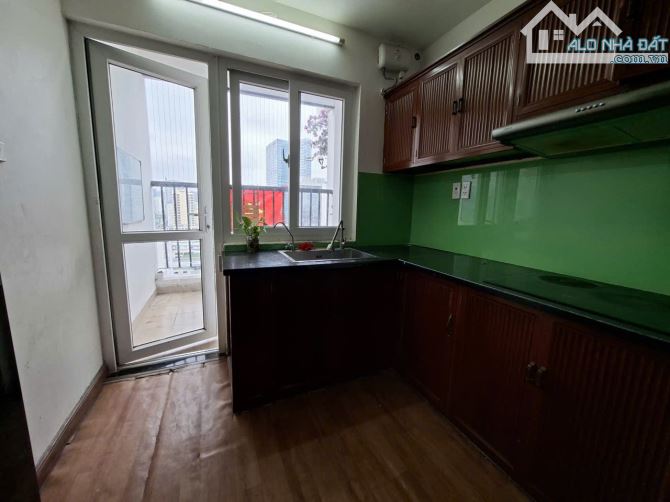 Chính chủ cần bán căn hộ KĐT Nam Trung Yên: DT 81,2m2, 2N, 2VS, full đồ, giá 6.5 tỷ có bớt