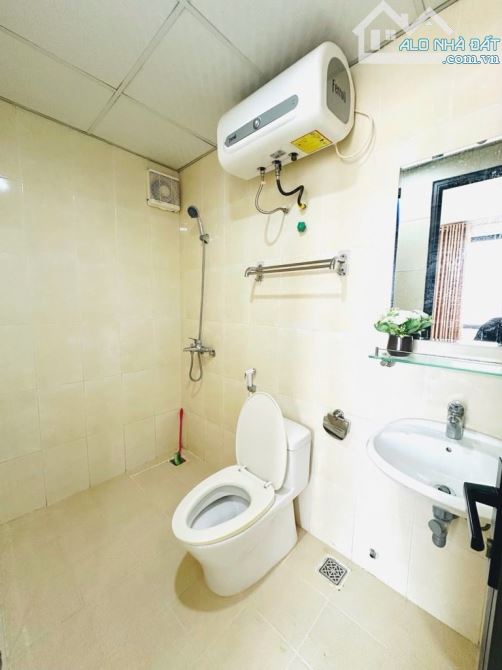 Gần 6 tỷ, chung cư @home Tam trinh. 987 Tam trinh. 3 phòng ngủ. Có sổ