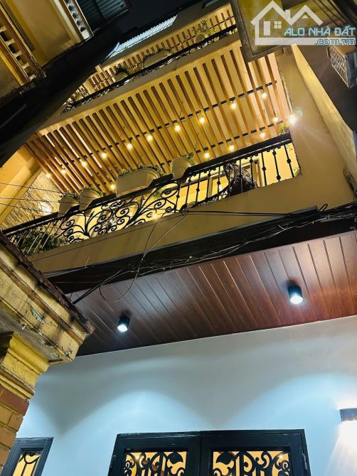 NHÀ ĐẸP NGỌC KHÁNH BA ĐÌNH-NGÕ RỘNG GẦN PHỐ MT RỘNG Ở NGAY- DT 35m2/5T/GIÁ 9 TỶ