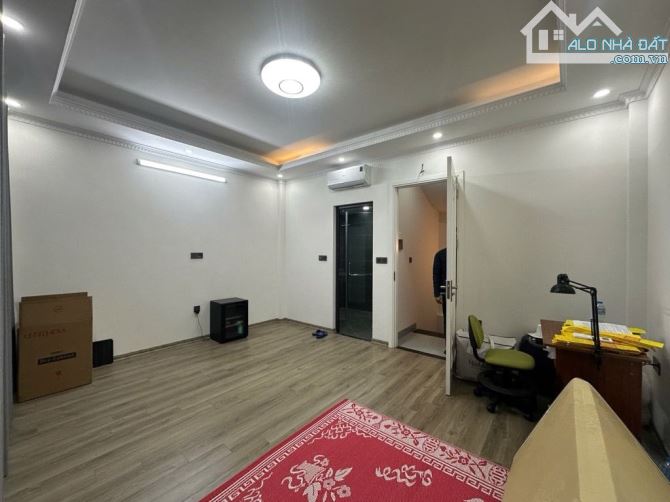 LẠC LONG QUÂN NGÕ Ô TÔ THÔNG_ LÔ GÓC_ CHỦ THIỆN CHÍ BÁN VỊ TRÍ ĐẸP DT 50 M2 X 5 TẦNG