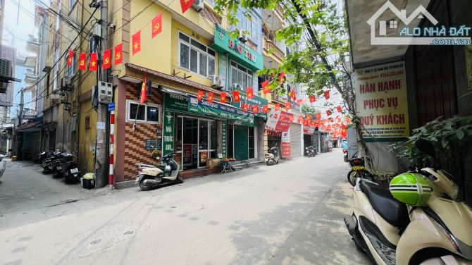 BÁN NHÀ XUÂN ĐỈNH   125M2 4 TẦNG LÔ GÓC Ô TÔ TRÁNH VÀO NHÀ   KINH DOANH SẦM UẤT   GIÁ 27 T - 2