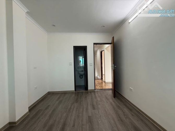 BÁN TÒA CHDV KHU VỰC TỪ LIÊM, CẦU GIẤY DIỆN TÍCH 90M2, 7T, DÒNG TIỀN 1,5 TỶ /NĂM