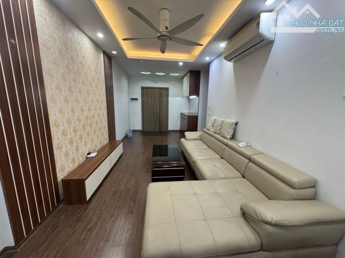 Chung cư 87 Lĩnh Nam. 76m2. 2 ngủ. Gần Timescity, Hai bà trưng. Giá 6 tỷ 950