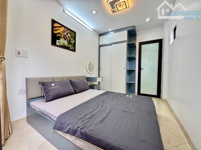 Siêu Phẩm - Bạch Mai , Gần Ngã Tư Phố Huế - 4 Tầng - Nhỉnh 5 Tỷ