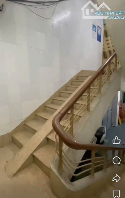 Duplex nhỉnh 5 tỷ tập thể Lò Đúc, Hai Bà Trưng, tầng 3, có sân BBQ, 110m2 3pn 2wc