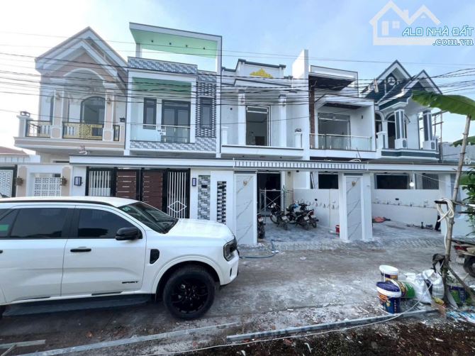 Bán 2 nhà liền kề đã hoàn công xã Mỹ yên , Bến Lức dt 100m2 1 lầu 2pn,2wc giá 2,5 tỷ 1 căn - 6